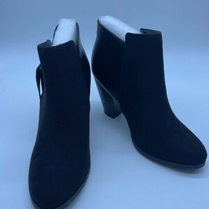 Soda Women's Ages Tassel Zip Chunky Heel Bootie, Black, Size 9